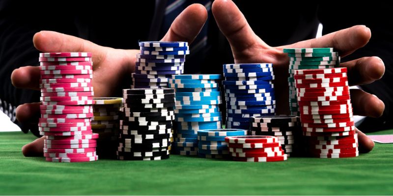 Poker - một trò chơi đòi hỏi kỹ năng và tư duy chiến lược đặc biệt